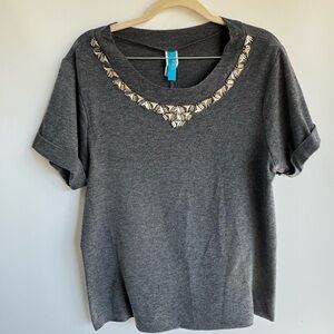 Women's Gray Beaded Embellished Short Sleeve Top Medium